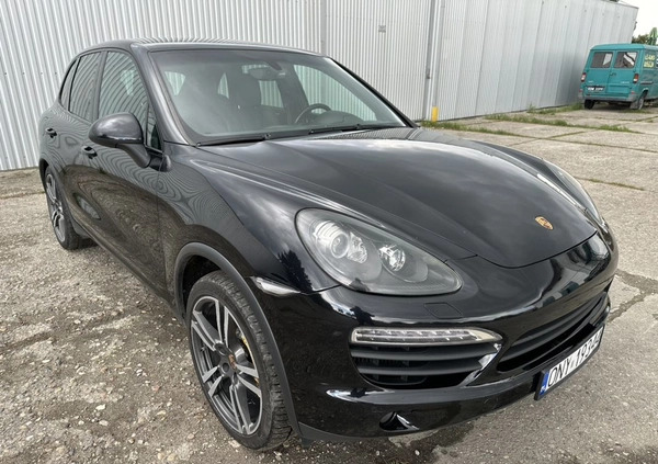 Porsche Cayenne cena 105000 przebieg: 368000, rok produkcji 2013 z Nysa małe 191